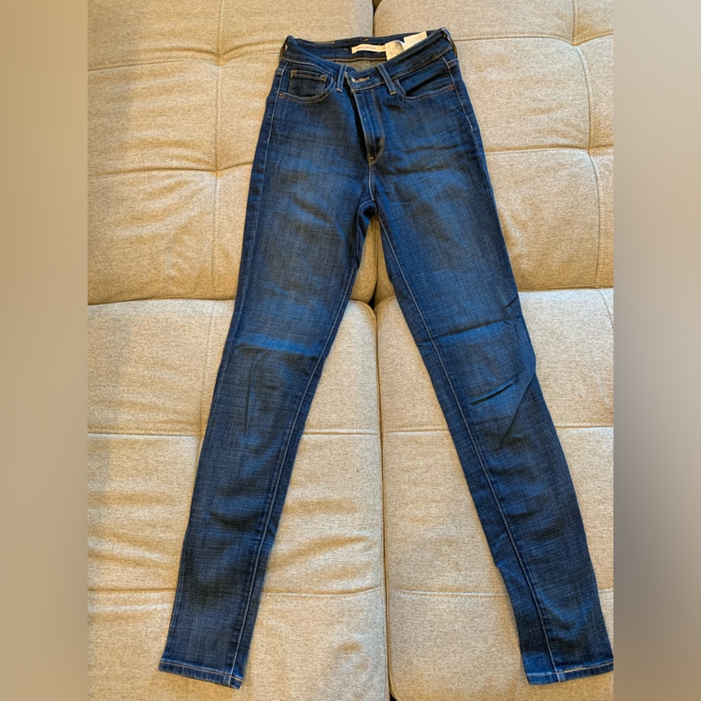 Levi’s 721 High Rise Jeans